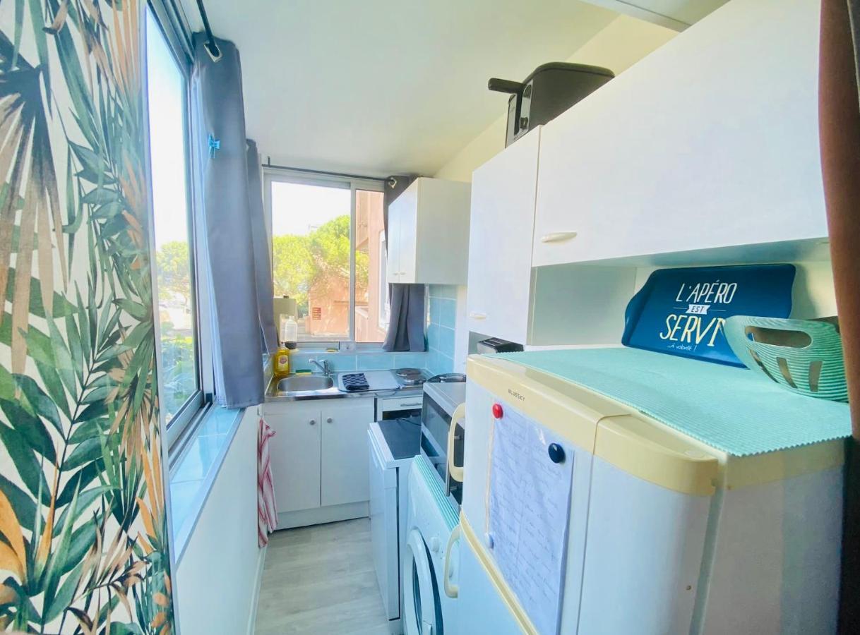Appartement Proche Mer Avec Piscine Et Parking Fleury (Aude) Exterior foto