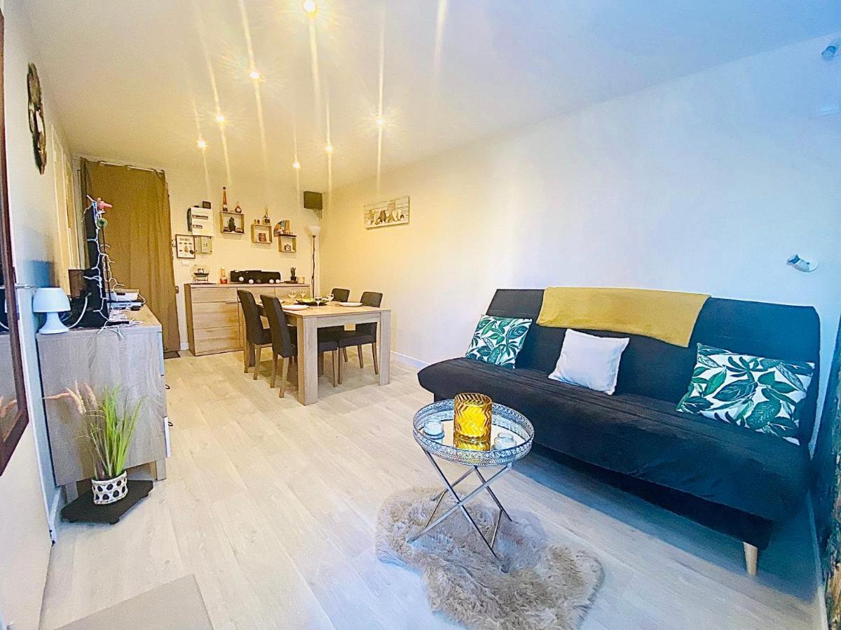 Appartement Proche Mer Avec Piscine Et Parking Fleury (Aude) Exterior foto